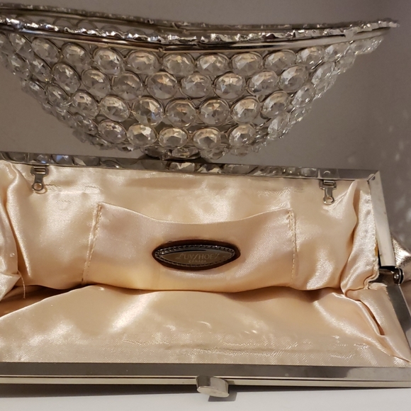 Purse - Picture 2 of 2